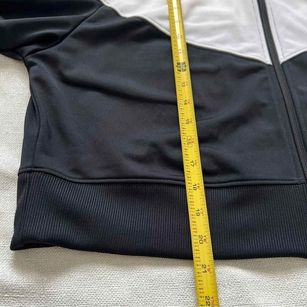 Nike Jackets Cropped Nike Zip Up Size XL